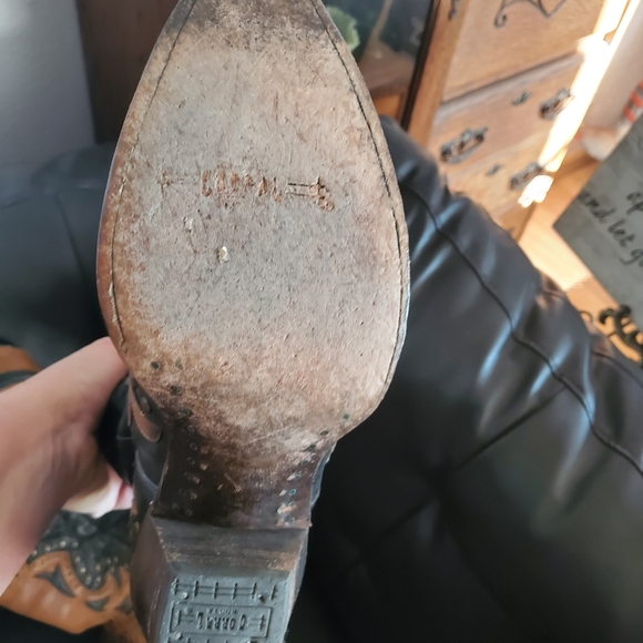 Fancy stove pipe Corrals - Picture 4 of 4